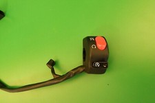 TRIUMPH RIGHT SWITCH ASSEMBLY GEAR FUEL INJECTED MODELS 955i t595 t509 tt600 st