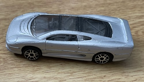 Maisto jaguar xj220 - jaguar,
