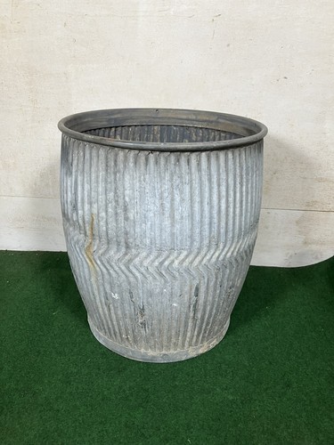 Vintage galvanised dolly wash - vintage,