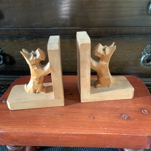 Vintage pair hand carved - vintage,