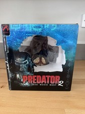Palisades Predator 2 Mini Resin Bust Boxed