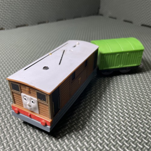 Thomas trackmaster toby with - thomas,