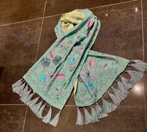 Pale teal embroidered - pale,