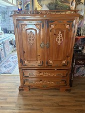 Traditional Brown Wood