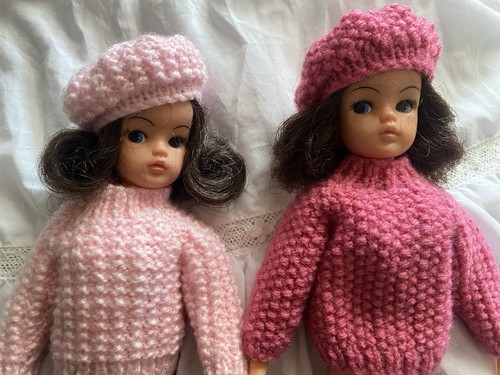 Sindy similar sized - sized, doll's
