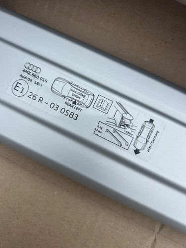 Genuine audi rsq8 - genuine, roof