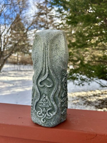 Cthulhu idol statue - idol,