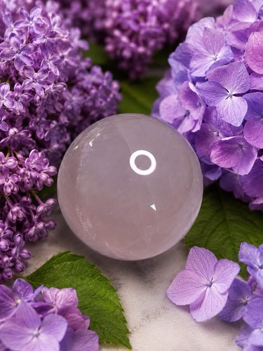 Glowy lilac blue rose quartz - lilac,