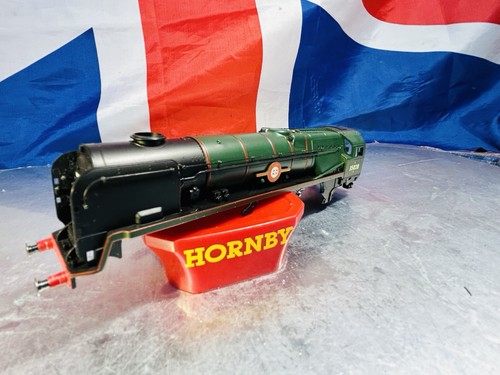 Hornby merchant navy class - oo,