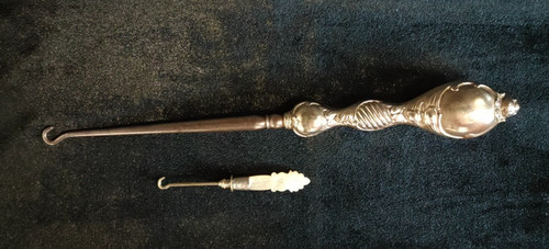 Button hooks large 5 - 2, &