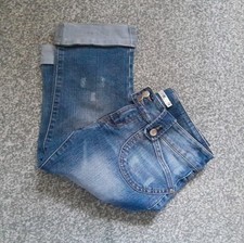 LADIES KNEE LENGTH BLUE SHORTS ☆ SIZE 8 ☆ 2" ZIP-UP☆ 4 POCKETS ☆ MK