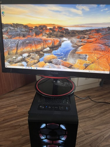 Light gaming computer - light,