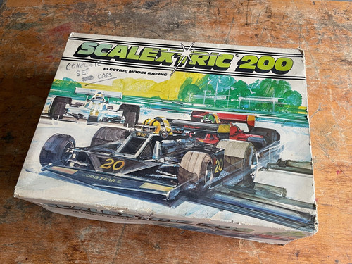 Vintage scalextric 200 set - vintage,