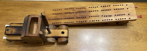 Vintage wooden flat - vintage, semi