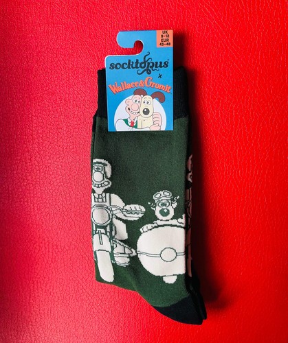 Wallace and gromit motorbike - wallace,