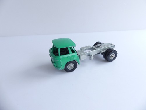 Solido truck tractor unit - 1:50,