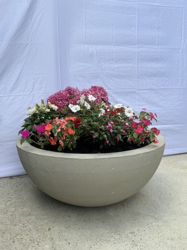 Concrete planter bowl - xl,