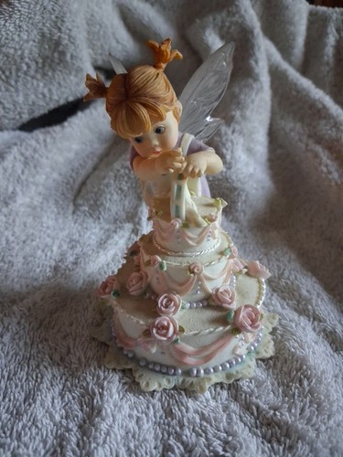 2004 enesco wedding cake - wedding,