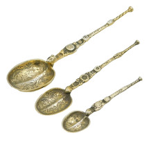 Graduating Set of Three