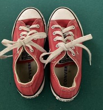 Converse All Star Kids Shoes Size Youth 13 Color Red Still In Great Condition!