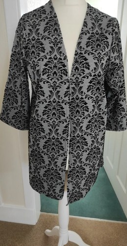 Smart formal baroque jacquard - formal,