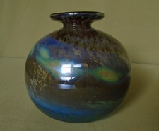 Isle of Wight Studio Glass Michael Harris Aurene  Globe Vase Flame Seal mark Vgc
