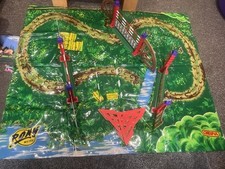 Pony World Plastic X Country Play Mat With 3 Buildable Show Jumps