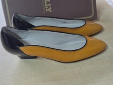 Ladies Vintage Leather Pump Shoes by Bally Size 6 Mustard & Black