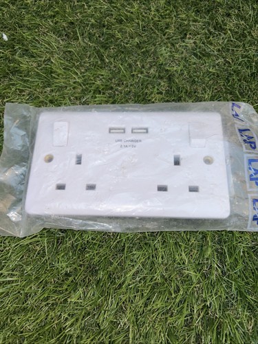 Double plug socket - double, with