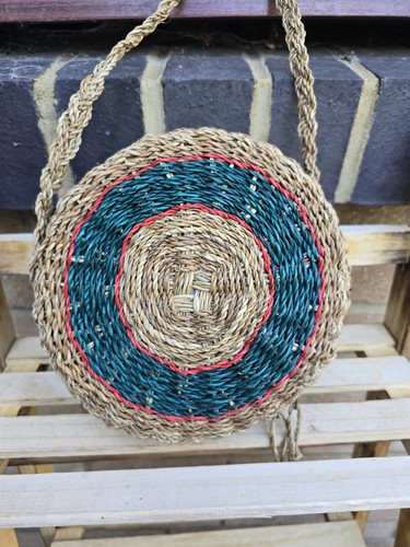 Handwoven round handbag - handwoven,