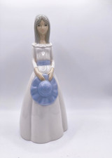Lladro Style Spanish Porcelain