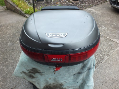 Givi e52 top - givi, fitted