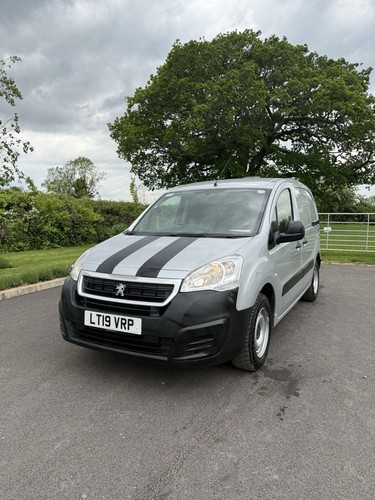 Peugeot partner 2019 - peugeot,