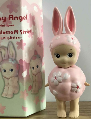 Sonny angel cherry blossom - sonny,
