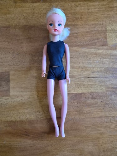 Pedigree sindy doll vintage - sindy,