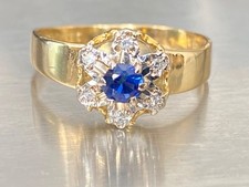 Vintage 18ct Yellow Gold Ring Blue Sapphire Diamond Cluster Ring 18 Carat 18K