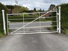 2.75m 9ft Georgian Wrought Iron Gate with Scroll Detail. Two cast iron posts 