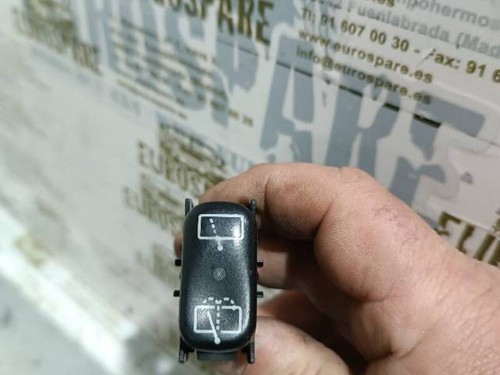 1638200310 03100660 rear wiper