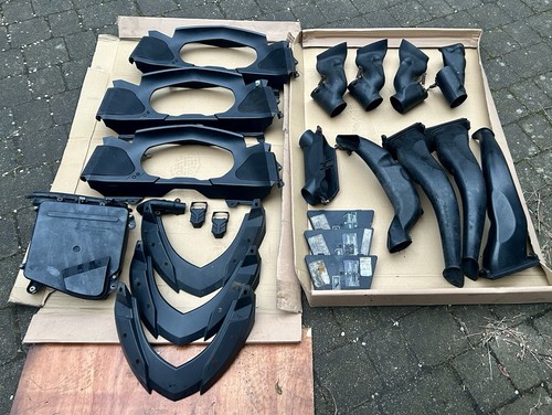 Assorted plastic parts - plastic, bmw