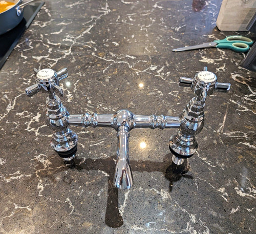 Beaumont bridge basin mixer - beaumont,