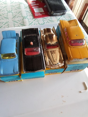 Corgi 229 237 211s 221 - 237, all