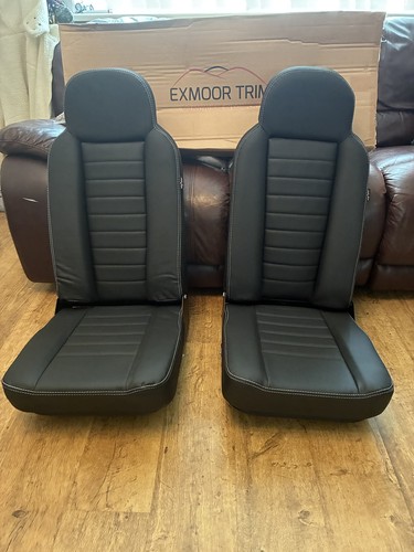 Defender rear forward - defender, facing