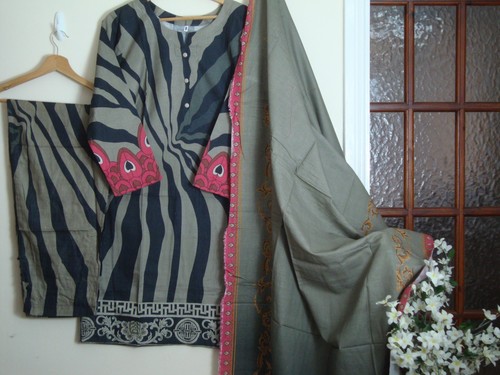 New maria printed khaddar - maria,