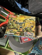 Airfix H0-00 Scale German And Infantry Combat Group Soldiers Plus Parts