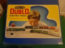 HORNBY DUBLO EDG17 TANK GOODS