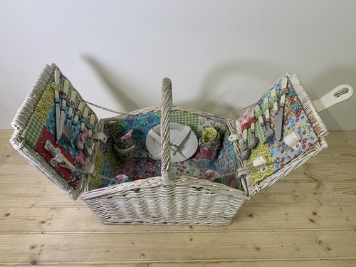 Vintage person white wicker - vintage,