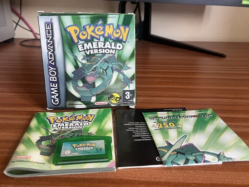 Pokemon emerald version game - pokemon,