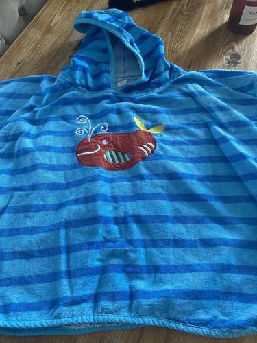 Mini club wearable hooded - club,
