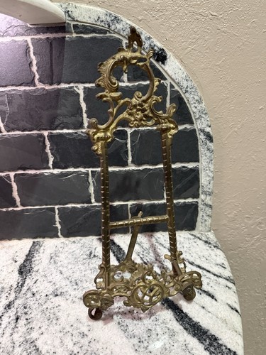 Vintage solid brass decorative - brass,