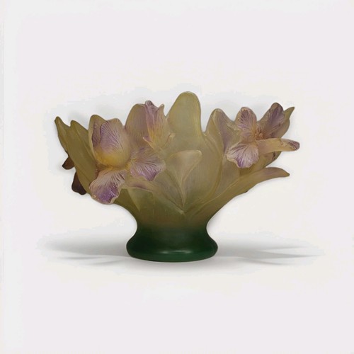 Vintage resin iris - vintage,